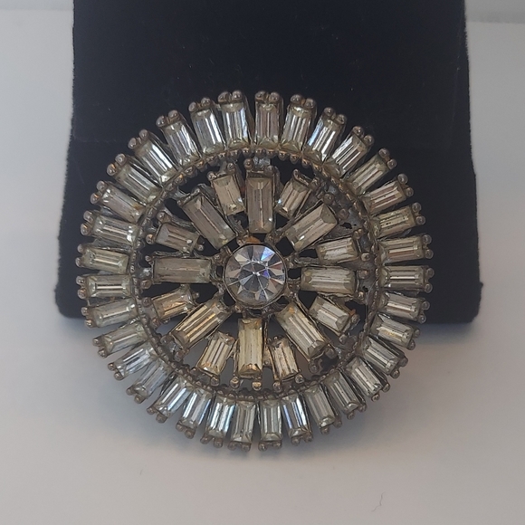Cut Glass Baguette Round Star Flower Brooch Silvertone Metal Vintage - Picture 1 of 5
